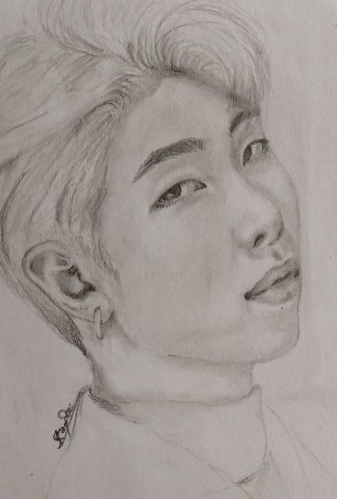 Namjoon Drawing, Bts Sketch, Eye Drawing Tutorials, Easy Love Drawings, Rm Bts, Kpop Drawings, Bts Drawings, Sketches Easy, Love Drawings