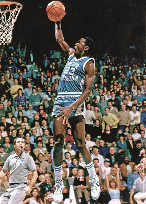 air jordan Michael Jordan College, Michael Jordan North Carolina, Unc Tarheels Basketball, Michael Jordan Unc, North Carolina Basketball, Tarheels Basketball, Basketball Tricks, Unc Basketball, Michael Jordan Basketball