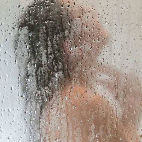 Women's Health UK on Instagram: "You shower every single day—why not take advantage of all that naked alone time with a little shower masturbation? Yep, you heard us: shower masturbation. Head to the link in bio for everything we suggest..." Android Wallpaper Dark, Products Photography, Beauty Products Photography, Alone Time, Lily Collins, Every Single Day, Women's Health, Singles Day, Aesthetic Backgrounds