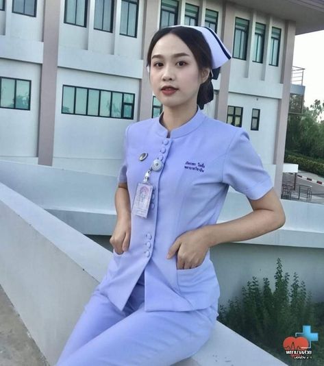 Diy Nurse Costume, Work Suits For Women, Dental Uniforms, Medical Scrubs Fashion, Nurse Dress Uniform, Medical Scrubs Outfit, Nurse Aesthetic, Scrubs Outfit, Hospitality Uniform