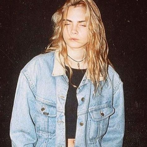 cara delevingne 90s Grunge Hair, Hallowen Costume, Zooey Deschanel, Drop Dead, Cara Delevingne, Grunge Hair, Tulum, Look Cool, Kendall Jenner