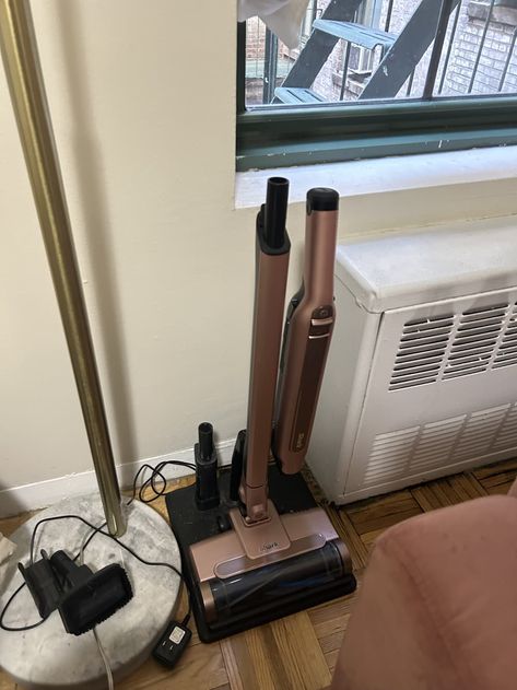 shark wandvac Vacuum Reviews, Tiny Studio, Stick Vacuum, Small Studio, Cordless Vacuum, Perfect For Me, Perfect Marriage, Cat Litter, Stick It Out