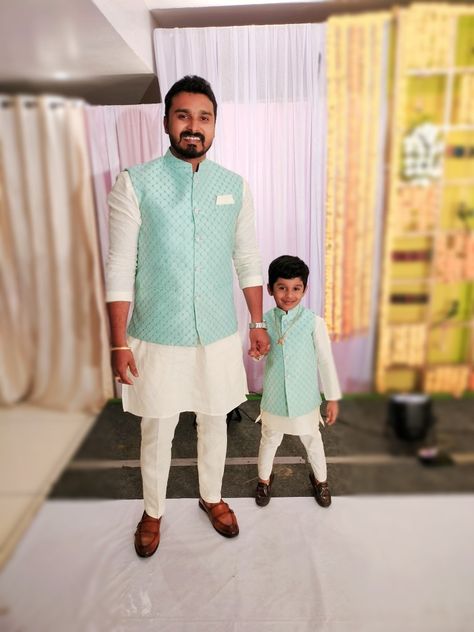 Father And Son Dress, Indian Groom Wear, Indian Groom, Wedding Saree Indian, Dress Indian, Groom Wear, Wedding Saree, Indian Traditional, Reception Dress