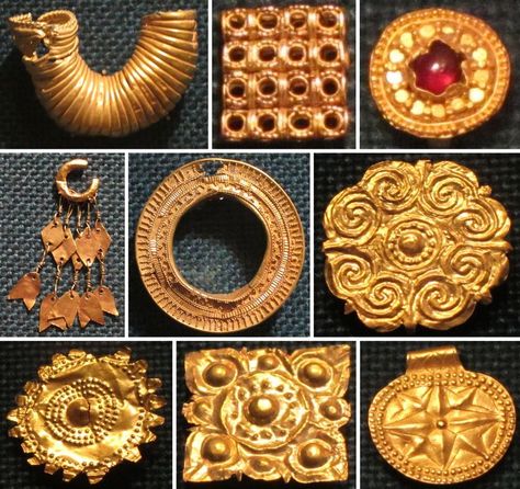 Design Ornaments, Pre Colonial Philippines, Filipina Jewelry, Filipino Jewelry, Gold Philippine, Filipino Gold Philippine Artifacts, Philippine Jewelry, Clothing Ornaments, Filipino Jewelry, Pinoy Culture, Colonial Philippines, Philippines Outfit, Philippine Culture, Philippine Fashion