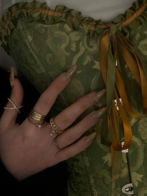 Lana Del Rey Aesthetic Nails, Lana Del Ray Nails, Lana Del Rey Nails, Lana Del Ray, Neon Nails, Nails Ideas, Feet Nails, Aesthetic Fashion, Lana Del Rey