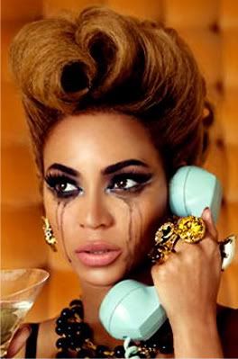 Beyoncé "Why Don't You Love Me Anymore?" Looks Hip Hop, Makeup Mistakes, Queen Bey, After Break Up, Grown Women, On The Phone, Maquillage Halloween, Beyonce Knowles, Distance Relationship