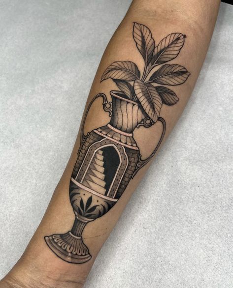 Traditional Vase With Flowers Tattoo, American Traditional Flower Vase Tattoo, Flower And Vase Tattoo, Floral Vase Tattoo, Ornamental Vase Tattoo, Vase And Flower Tattoo, American Traditional Vase Tattoo, Plant Pot Tattoo, Plant Vase Tattoo