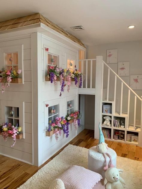 Land Ideas, Indoor Playroom, Casa Disney, Cozy Basement, Kids Bedroom Inspiration, Playroom Design, Basement Design Ideas, Girl Bedroom Designs, Girl Beds