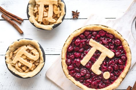 Pi Day Facts, Diy Snack Station, What Is Pi, Healthy Pie, Pizza Variety, Pi Pie, Homemade Peach Ice Cream, Pie Eating Contest, Silly Holidays