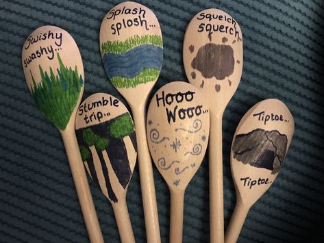 Props for the going on a bear hunt story:) We’re Going On A Bear Hunt Story Sack, Story Sack Ideas Diy, We’re Going On A Bear Hunt Activities, Play Invitations, Story Spoons, Story Baskets, St Philip Neri, Story Sacks, 2024 Classroom