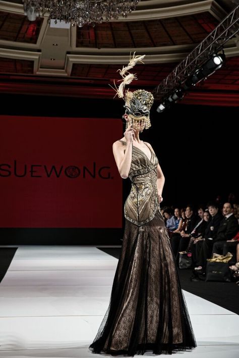 SUE WONG: ALCHEMY & MASQUERADE GORGEOUS ARTY PHOTOS BY SAM FU #runway #fashion #catwalk #suewong #beauty #magic #transformation #alchemyandmasquerade #coutureinspired #taglyancomplex #LAFW Arty Photos, Magic Transformation, Magic Fashion, Fashion Show Themes, Fashion Catwalk, Sue Wong, Beauty Magic, Alchemy, Old Money