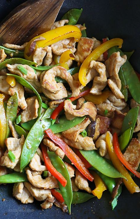 Stir Fried Pork and Mixed Vegetables – ready in 15 minutes! Stir Fried Pork, Light Foods, Mixed Veggies, Fry Recipes, Food Bowls, Peruvian Recipes, Skinny Taste Recipes, Fried Pork, Stir Fry Recipes