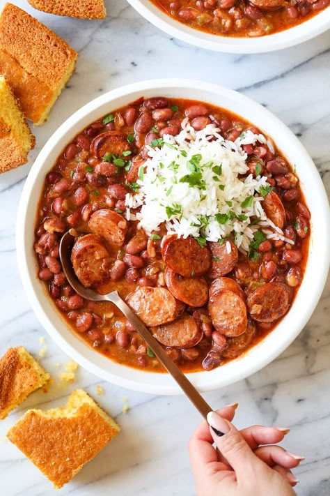 Red Beans and Rice - So thick, so creamy and so flavorful! The beans are cooked just right - perfectly tender, served with rice and smoky andouille sausage. Vegan Platter, Prep Dinners, Red Beans And Rice Recipe, Red Beans N Rice Recipe, Street Taco, Pinto Bean, Cajun Food, Easy Hamburger, Mardi Gras Food