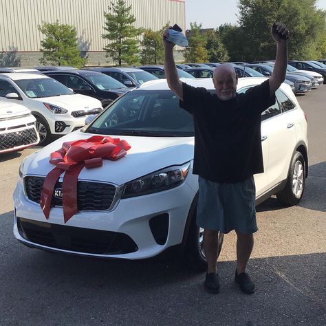 Congratulations Coach Randy on your New Kia Sorento and for making the short drive from Olathe to Lawrence Kia! Benny Cohen. Cello Photo, Trucks For Sell, Old Man Pictures, Car Packing, Truck Delivery, Lisa Kelly, Man Pictures, Deni Denials, Car Delivery