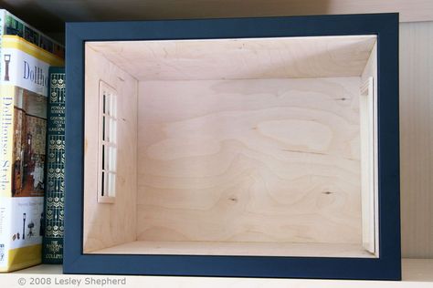 Instructions for easy build room boxes for miniature and dolls house displays, with links to photo galleries of and tips on display planning. Dollhouse Woodworking Plans, Dollhouse Bookcase, Room Box Miniatures, Vitrine Miniature, Small Collectibles, Miniature Display, Woodworking Books, Easy Build, Miniature Projects