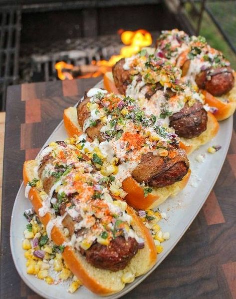 Cookout Recipes, Hot Dogs Recipes, Street Vendors, Hot Dog Recipes, Mexican Street Corn, Cookout Food, Street Corn, Fire Cooking, Mexican Street