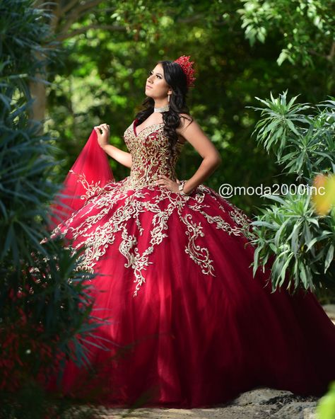 Red And Gold Quinceanera Dresses Cinderella, Red Tuxedo For Quince, Burgundy And Gold Quince, Quinceanera Dresses Red And Gold, Red And Gold Quince Dress, Quinceanera Dresses Maroon, Red And Gold Quinceanera Dresses, Gold Quince Dress, Burgundy And Gold Dress