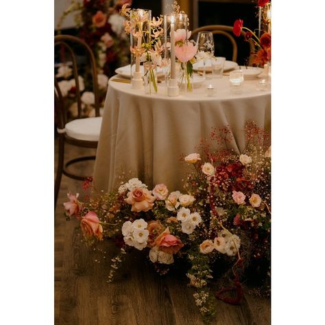 Sweetheart table magic with @lexingtonandco and @danijelaweddings Sweetheart Table, Instagram