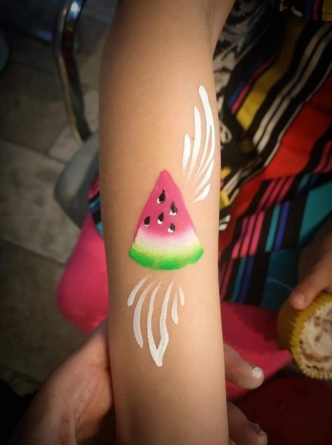 Face Painting Cheek Art, Fruit Face Painting, Summer Face Painting Ideas For Kids, Summer Face Paint Ideas, Fruit Face Paint, Watermelon Face Paint, Strawberry Face Paint, Face Painting Ideas For Kids Easy, Easy Face Painting Ideas For Kids Simple