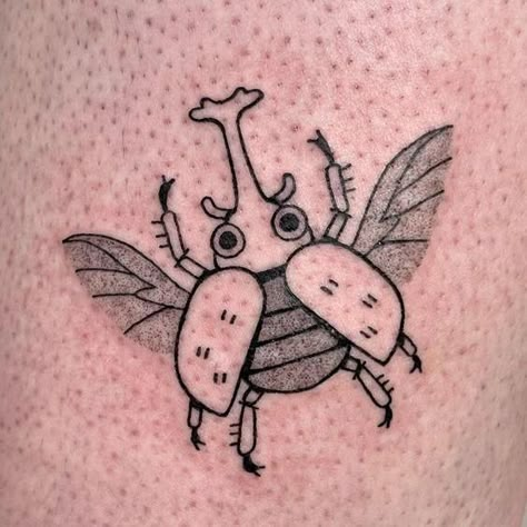 Japanese Rhinoceros Beetle Tattoo, Minimalist Bug Tattoo, Matching Beetle Tattoos, Hand Tattoos Masc, Cute Beetle Tattoo, Cute Beetle Drawing, Rhinoceros Beetle Tattoo, Cute Bug Art, Cute Bug Tattoo