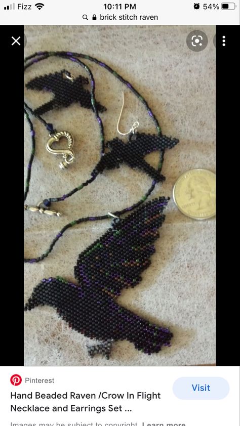 Beaded Raven, Halloween Beadwork, Crow In Flight, Halloween Beading, Halloween Jewelry Diy, Beaded Critters, Native American Beadwork Patterns, Seed Bead Jewelry Patterns, Beadwork Designs