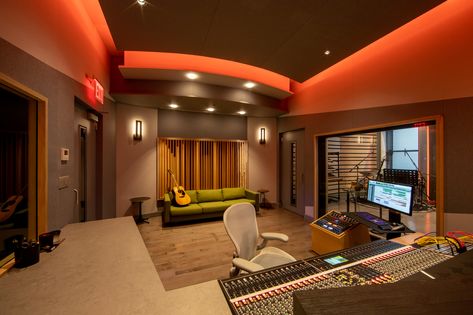 Music Recording Studio Design, Home Music Studio Design, Music Engineering, Music Studio Design, Plan Studio, Rooms Decoration, Music Recording Studio, Recording Studio Design, Recording Studio Home