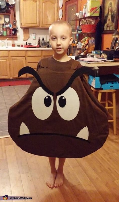 Samantha: My son, Kass. He loves super mario brothers and wanted to be his arch nemesis. Made from foam, fabric and adhesive felt. Goomba Costume, Mario Party Costume, Mario Character Costumes, Mario Costume Diy, Goomba Mario, Mario Brothers Costumes, Mario Kart Costumes, Mario Diy, Yoshi Costume