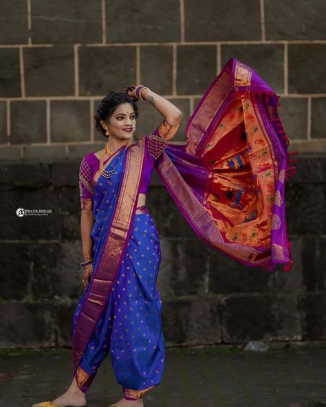 Paithani Navari Saree, Purple Navari Saree Marathi Bride, Shivshahi Paithani Saree, Maharashtrian Saree Traditional, Paithani Nauvari Saree, Marathi Paithani Look, Navari Saree Marathi, Maharashtra Look, Maharashtra Saree