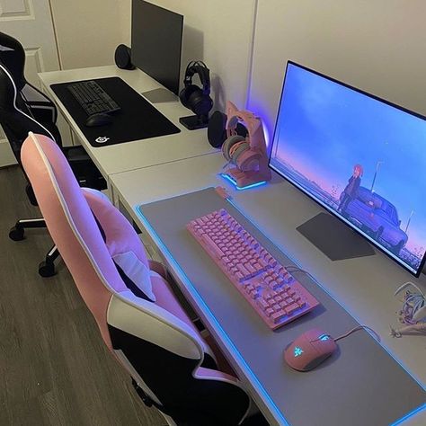 Couple Gaming Room Setup, Games Room Inspiration, Couple Room, Crystal Room, Gamer Setup, Gamer Room Decor, Pc Gaming Setup, Video Game Room Design, Bedroom Setup