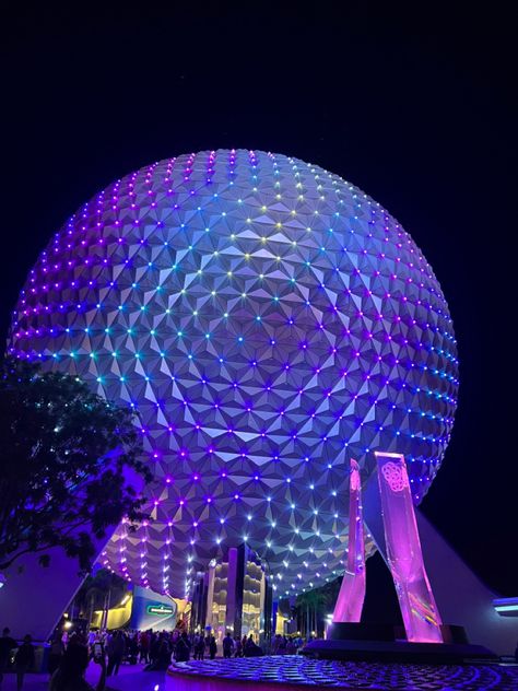 Spaceship Earth at Epcot Spaceship Earth Epcot, Disney World Epcot, Spaceship Earth, Art Pics, Disney Dreams, Cellphone Wallpaper Backgrounds, Florida Living, Disney Aesthetic, Disney Kids