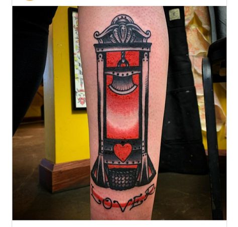 Guillotine Tattoo, Leg Tattoo, Back Pieces, American Traditional, Arm Workout, Leg Tattoos, Art Inspo, Body Art, Tattoos