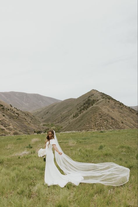 Fall Mountain Wedding Dress, Instagram Rebrand, Wedding Dress Puff Sleeve, Grooms Suits, Mountain Wedding Dress, Mountain Bridals, Fall Mountain Wedding, Puff Sleeve Wedding Dress, Wedding Fits