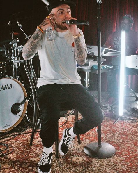 Mac Miller Inspired Outfits, Mac Miller Clothing Style, Mac Miller Outfits Ideas, Mac Miller Fashion, Mac Miller Outfits, Mac Miller Songs, Mac Collection, Big Sean, Mac Miller