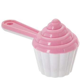 Easily measure batter for mini cupcakes and standard cupcakes in a jiffy — and do it with sweet style and flair! This adorable Pink Cupcake Batter Spoon features two spoons connected together to help you create the perfect sized cupcakes.  The top pink icing spoon is designed to measure batter for mini cupcakes and the bottom white liner spoon is designed to measure batter for standard cupcakes. When not in use the pink spoon serves as a lid closure so your baking utensil looks just like a cute Lovecore Kitchen, Pink Kitchen Supplies, Cute Cooking Supplies, Cute Baking Supplies, Pink Kitchen Decor Ideas, Pink Kitchenware, Pink Kitchens, White Liner, Food Shapes