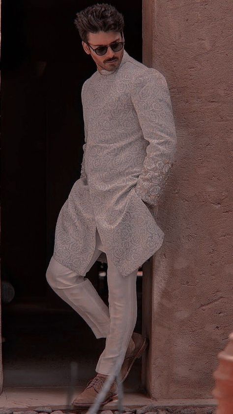 Cllothing Eid Poses, Men Aesthetic Outfits, Fawad Khan, Wedding Kurta, Men Fashion Photoshoot, Kurta Pajama Men, Indian Groom Wear, Groom Photoshoot, Gents Kurta Design