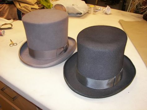 Paint Felt Hat, How To Paint A Felt Hat, Top Hats, Diy Hat, Felt Hat, Top Hat, Wool Felt, Color Change, Different Colors