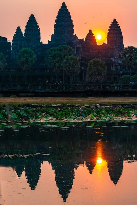 Angkor Wat sunrise - vertical reflection Sky Wide, Khmer Temple, Wanderlust Photography, Sunrise Photos, Photo Maps, Beautiful Places On Earth, Interesting Places, Ancient Temples, Angkor Wat