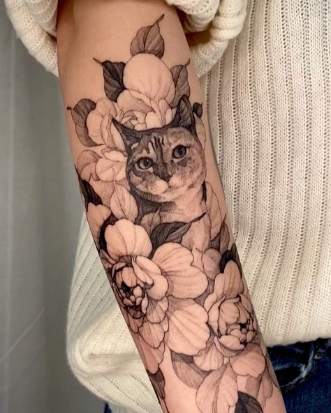 Cat Portrait Tattoos, See Tattoo, Tattoo Chest, Black Cat Tattoos, Forearm Tattoo Design, Cat Tattoos, Cat Tattoo Designs, Little Tattoos, Line Tattoos