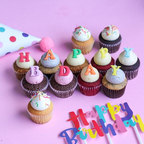 We know how long those birthday party preparation lists can get! Don't you worry about the cake side of things, we got you covered. 💕  Little Cupcakes offers a wide variety of party cupcakes and cakes. Can't find what you are looking for? We make custom cakes too. Get in touch! 😀 Name Cupcakes Ideas, Birthday Cupcakes Aesthetic, Name Cupcakes, Muffins Decorados, Birthday Brownies, Bd Cake, Happy Birthday Cupcake, Happy Birthday Theme, 40th Cake