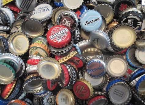 Bottle Cap Table, Mosaic Tables, Frat Coolers, Beer Bottle Caps, Beer Bottle Cap, Fraggle Rock, Crown Cap, Golf Quotes, Make A Table