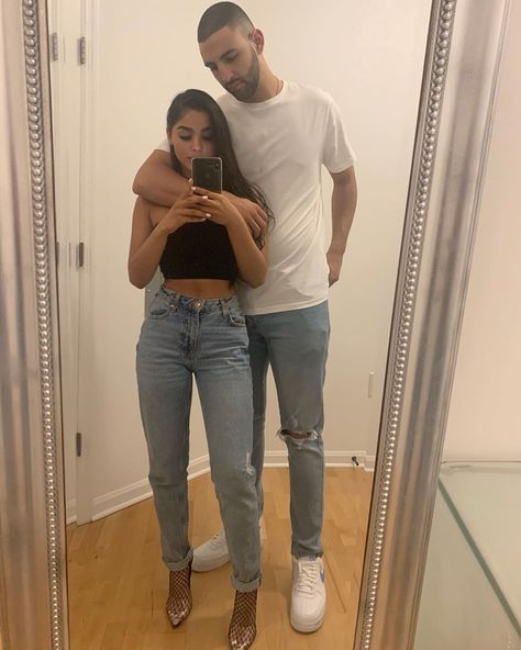 Amaya Colon on Instagram: “Late night with my loverrrrr💫🌚” Amaya Colon Outfits, Meredith Mickelson, Amaya Colon, Teenage Life, Nerve Pain Relief, How Old, School Boy, Instagram Models, Famous Celebrities