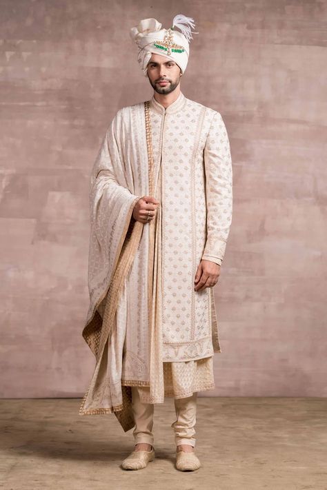 Ivory Sherwani, Embroidered Sherwani, Mens Sherwani, Couture Jackets, Tarun Tahiliani, Fancy Blouse Designs, Fancy Blouses, Indian Fashion Designers, Pernia Pop Up Shop