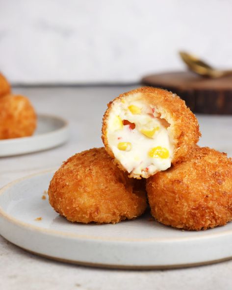 croquette 3 1 819x1024 Cream Croquette, Corn Croquettes, Croquettes Recipe, Eggs In Peppers, Cream Style Corn, Hot Bread, Panko Crumbs, Creamy Corn, Creamed Corn