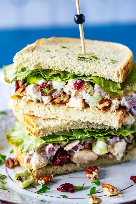 If you need a quick and easy meal that delivers big on taste, this Cranberry Chicken Salad is a perfect lunchtime staple! The crunch from the pecans, onion, and celery is so satisfying, while the protein from the chicken gives you energy for hours. And I love the flavor twist you get from the cranberries. It only takes a few minutes to whip up, or you can make the recipe ahead of time, so it’s ready to go! (who doesn’t love having lunch meal-prepped for the week?) Chicken Salad Sandwich With Grapes, Apple Pecan Chicken Salad, Sweet Potato Salad Recipe, Cranberry Chicken Salad, Pecan Chicken Salads, Easy Quinoa, Cranberry Chicken, Pecan Chicken, Pecan Salad