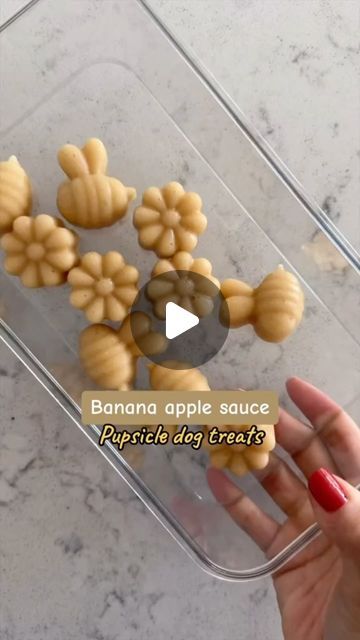 EmeryPets on Instagram: "2 ingredient pupsicle dog treat recipe! Mold: bee + daisy Recipe: -add 4oz of apple sauce, half a banana and 1oz of water to the blender -pour mixture in your treat mold -freeze for 3-5 hours and store in the freezer" Apple Banana Dog Treats, Banana Treats, Dog Treat Recipe, Diy Dog Food, Apple Treat, Diy Phone Case Design, Apple Sauce, Treat Recipes, Dog Cookies