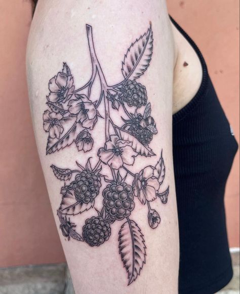 my most recent tattoo from tattoosbyyo in san antonio tx on ig Blackberry Tattoo, Tattoo On Hip, Hip Tattoo, Beautiful Body, Tattoo Inspo, San Antonio Tx, Tattoo On, I Tattoo, San Antonio