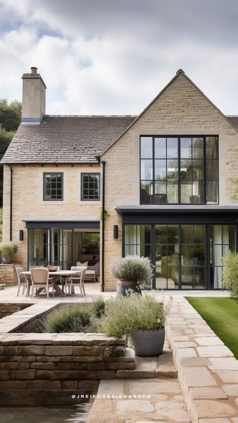 Country Modern House Exterior, English Farmhouse Plans, Modern Cottage Farmhouse Exterior, Canada Interior Design, Modern Country Home Exterior Uk, English Farmhouse Style, Cotswolds House Exterior, Modern Cotswold Interior, Modern French Cottage Exterior