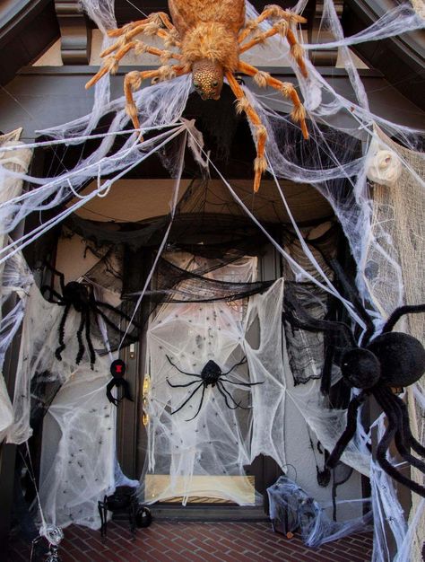 Spider Nest Halloween Front Porch Decor | Fun365 Spider Nest, Halloween Front Porch Decor, Halloween Front Porch, Party Planning Ideas, Wedding Projects, Halloween Outdoor, Front Porch Decor, Outdoor Diy, Classroom Inspiration