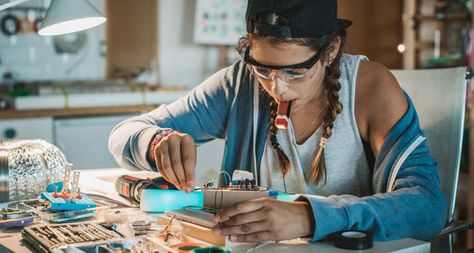 Subject Matters: Turning Your Favorite School Subject into a Career - Learning Liftoff Technical Artist, Electrical Projects, Engineering Projects, Science Photos, Design Technology, Lost Cat, Science News, Science Education, School Subjects