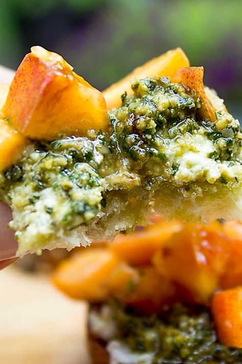 Guests rave about these Pesto Ricotta Crostini Appetizers.  So simple to make and the flavor combination is fantastic. #CrostiniAppetizers Crustini Appetizers Ricotta, Pesto Ricotta Crostini, Pesto Crostini Appetizers, Pesto Crostini, Pesto Ricotta, Ricotta Crostini, Crostini Appetizers, Cheese Appetizers, Ricotta Cheese